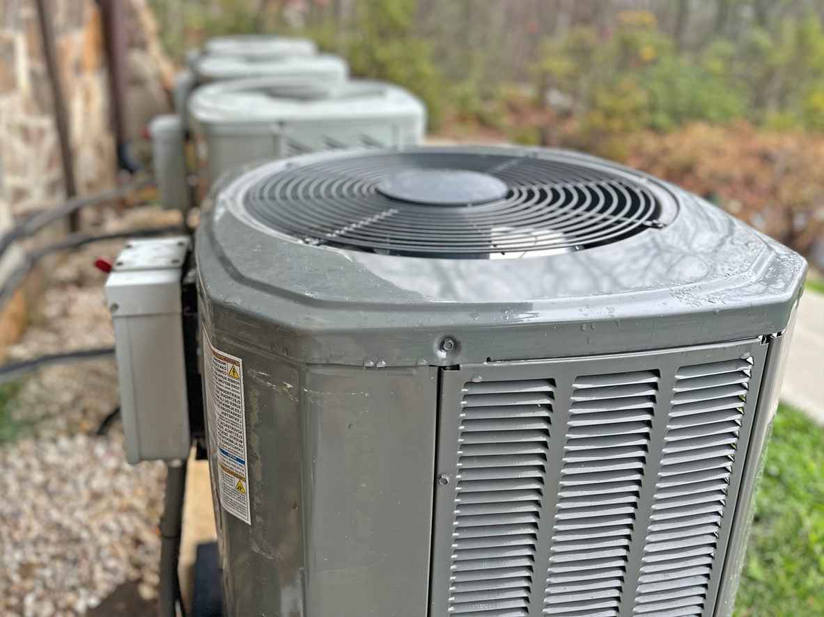 Outdoor AC unit